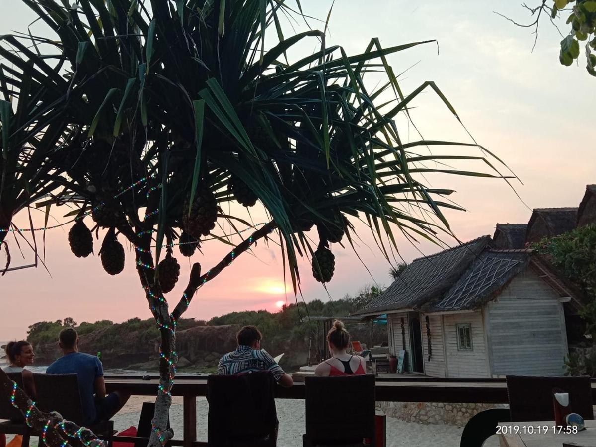 D'Byas Dream Beach Club And Villa レンボンガン島 エクステリア 写真